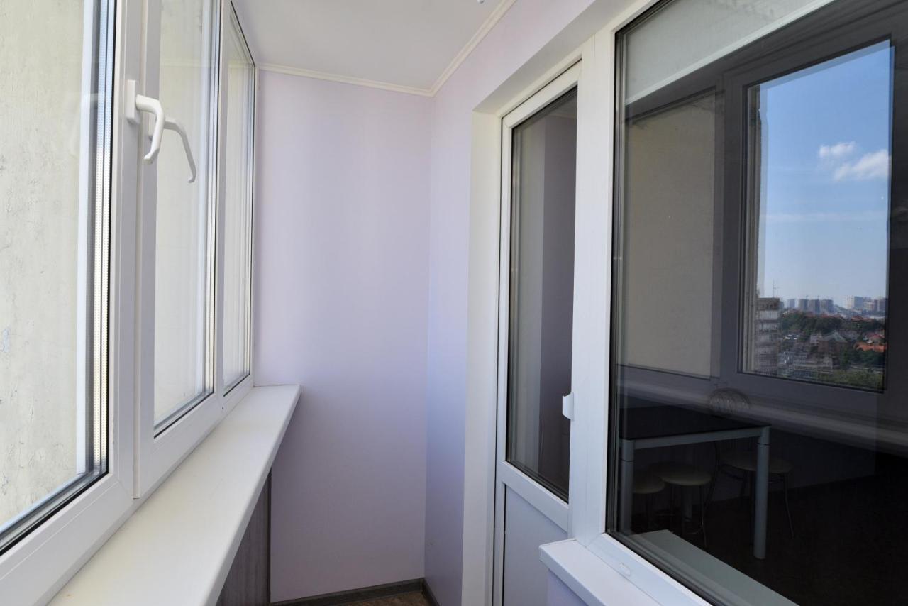 Apartament On Vasylia Lypkivskoho 24 Kiev Dış mekan fotoğraf